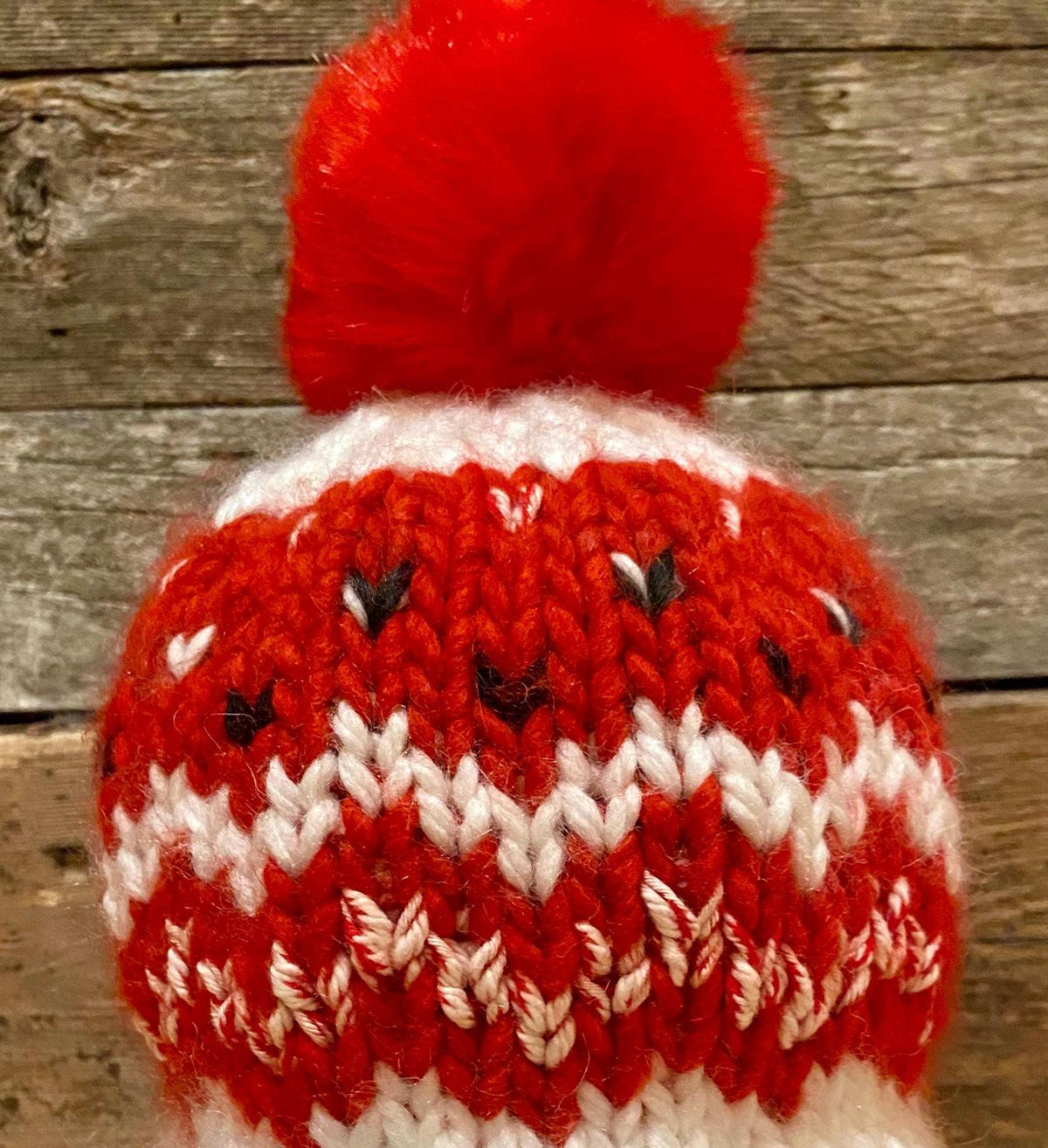 CHRISTMAS BERRY Hand Knit Beanie