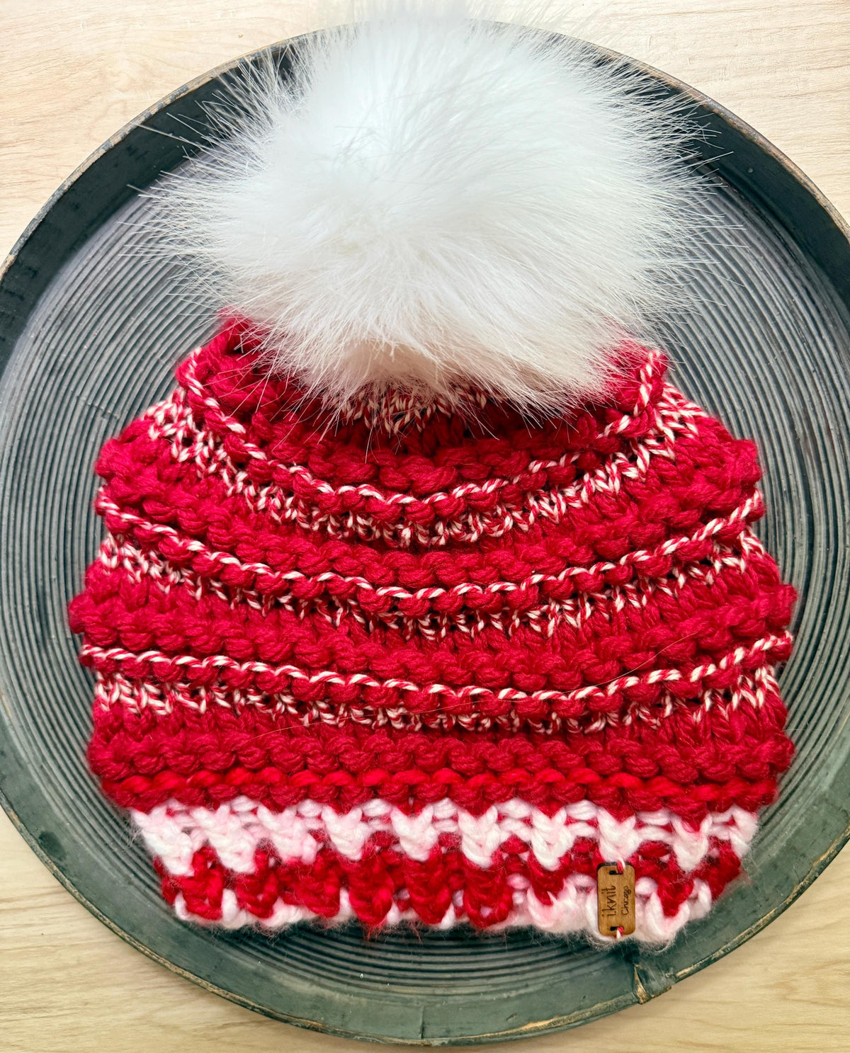 Festive POINTSETTIA Christmas Knit Beanie