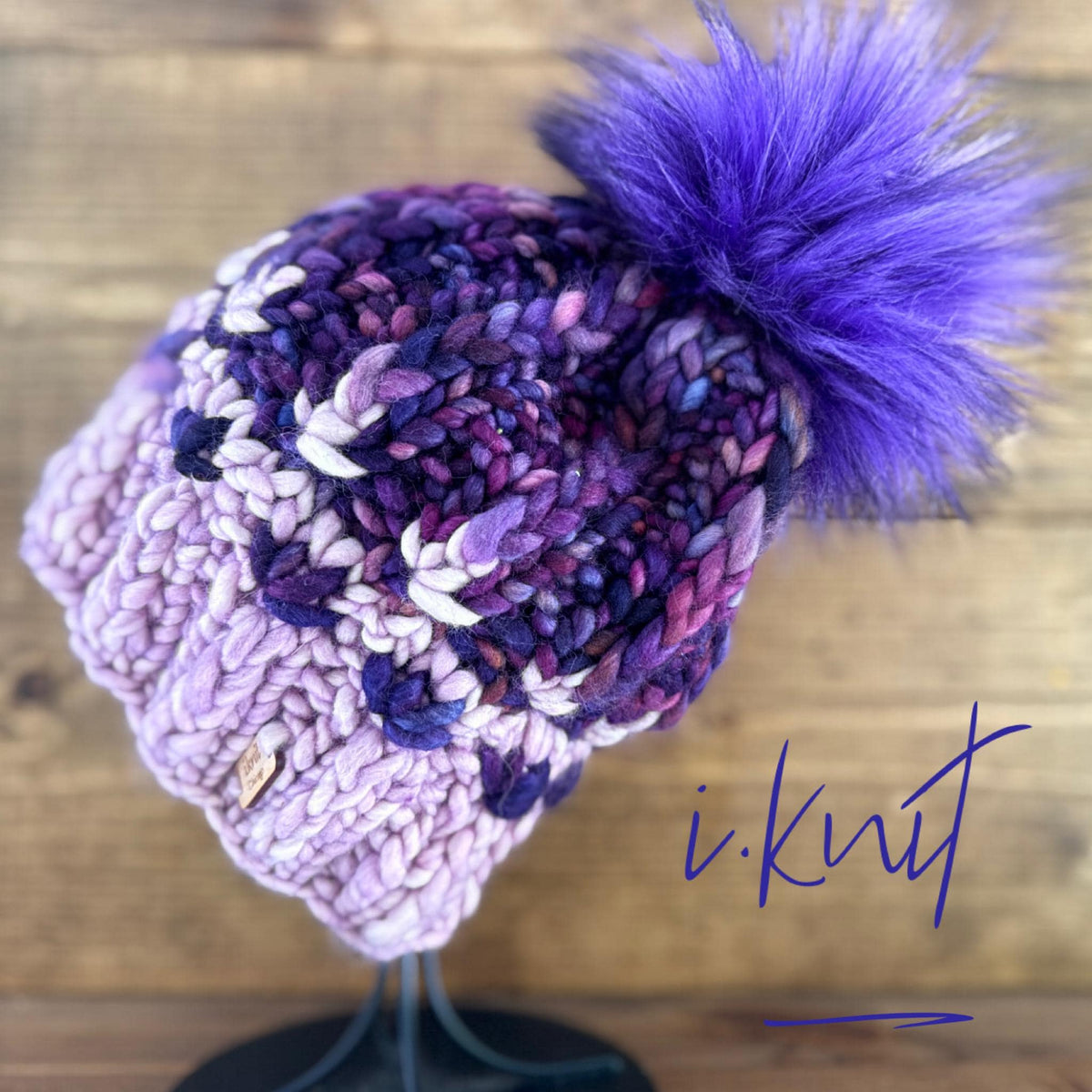 VOLIET Chunky Knit Beanie