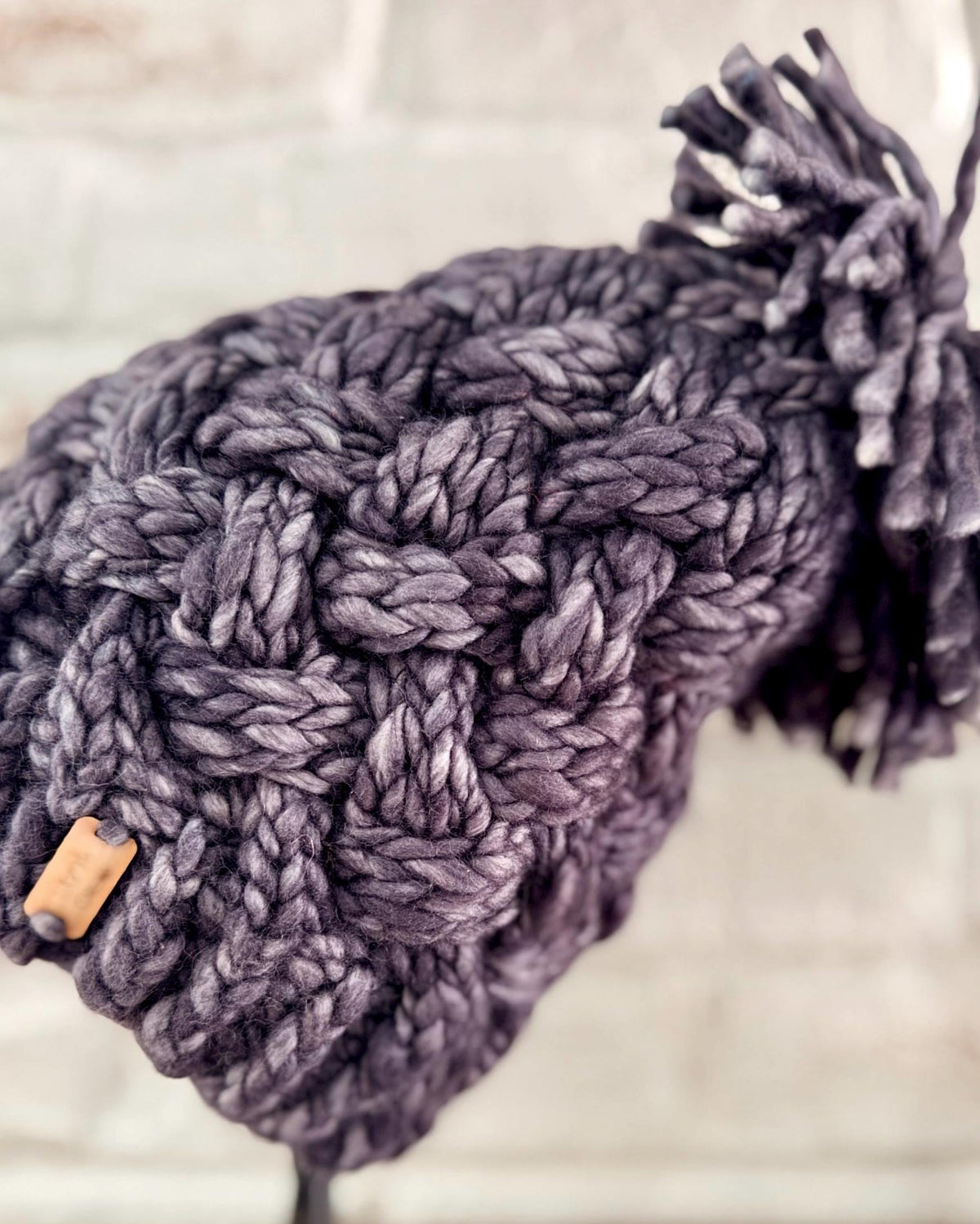 VINEBERRY Cable-Knit Beanie