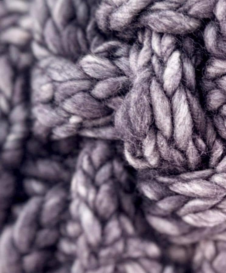 VINEBERRY Cable-Knit Beanie