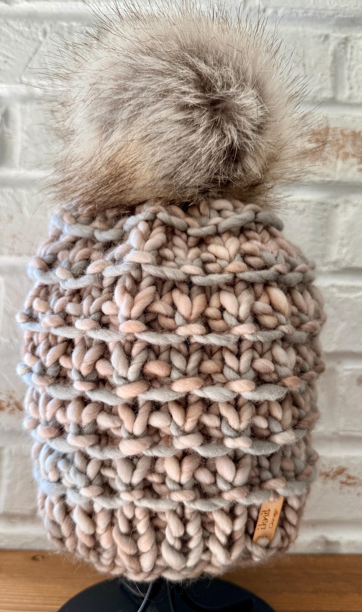 SEASHELLS Textured Knit Beanie