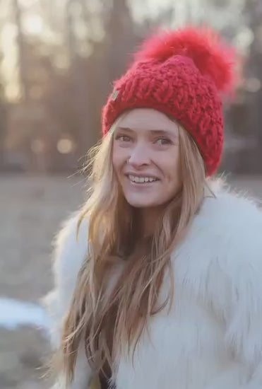 ALL-AMERICAN RED Chunky Knit Beanie