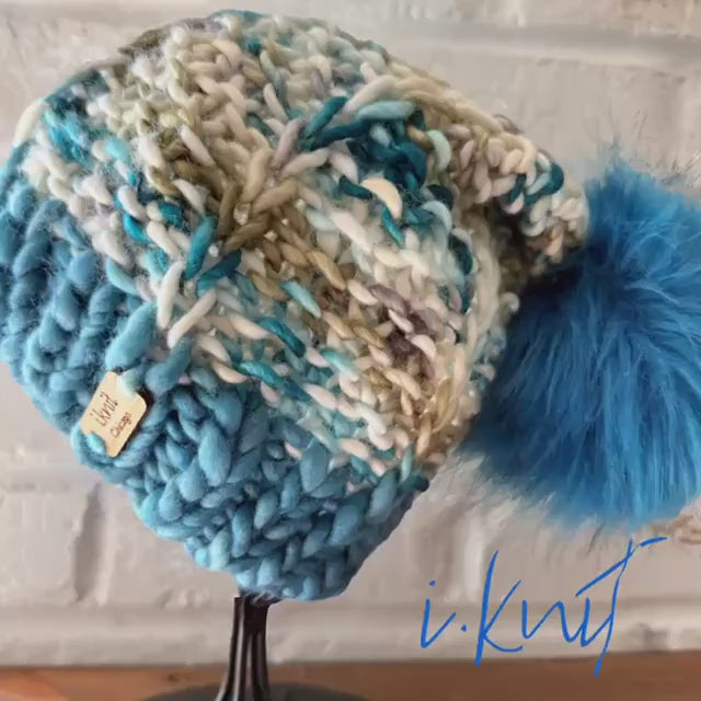 RIZZ Chunky Knit Beanie